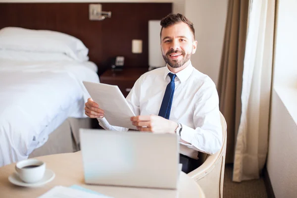 Man reviewing some documents — Stock Photo, Image