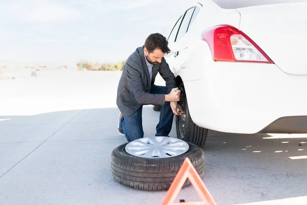 Latin Man His 30S Got Flat Tire His Car Trying — Stock Photo, Image