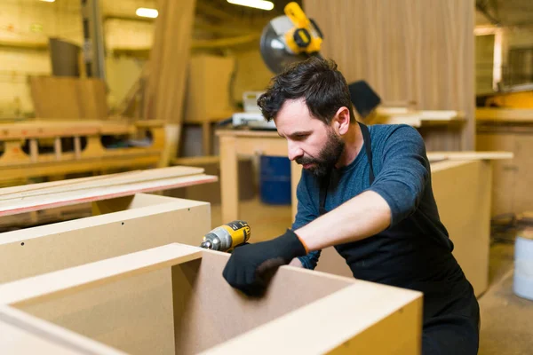 Male Worker Building Wood Cabinet Spacious Woodshop Professional Carpenter Using — Stock Photo, Image