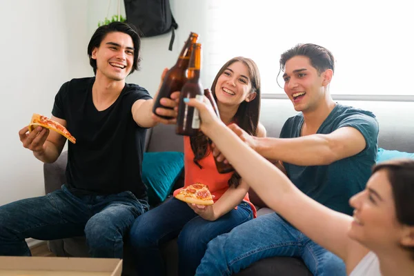 Toasting Our Beautiful Friendship Young College Friends Smiling While Making — Stock Photo, Image