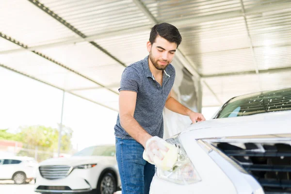 Enjoying Wash Own Car Latin Young Man Using Soap Sponge — Stock Photo, Image