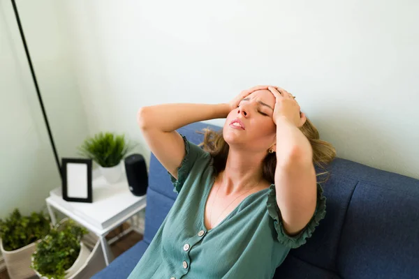 Young Woman Agony Because Strong Migraine Stressed Woman Headache Closing — Stock Photo, Image