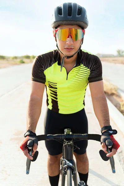 Love Cycling Handsome Man His 20S Resting Taking Break Pedaling — Stock Photo, Image