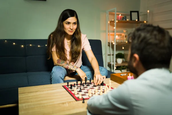 Checkmate Attractive Girlfriend Her 20S Winning Match Chess His Latin — Stock Photo, Image