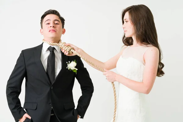 Beautiful Young Wife Putting Rope Neck Her Worried Husband Getting — Stock Photo, Image