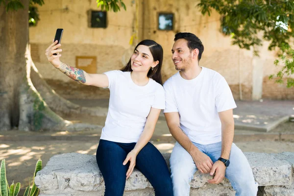 Posting Social Media Gorgeous Woman Taking Selfie Her Boyfriend While — Stock Photo, Image