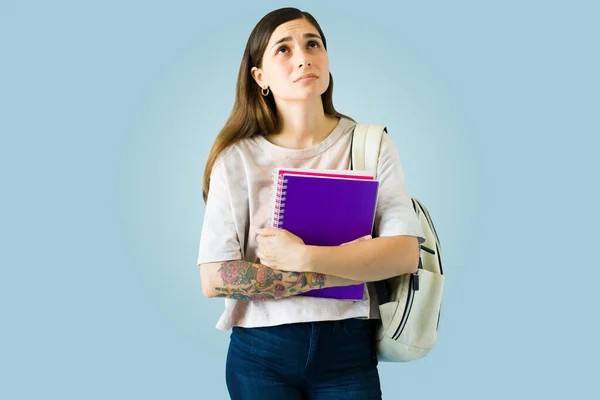 Preciso Ajuda Para Estudar Jovem Preocupada Estudante Sentindo Estressada Por — Fotografia de Stock