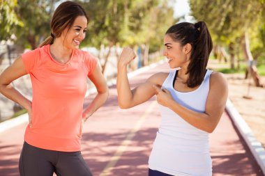 koşucular kas gösterilen