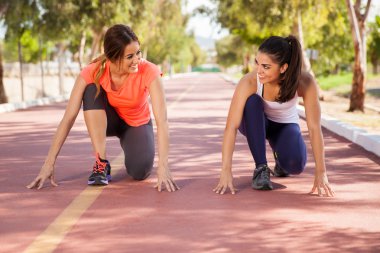 Kızlar yarışa hazır