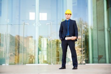 Mimar denetleyici inşaat projesi