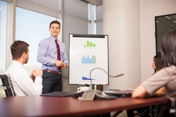 Businessman giving a presentation — Stock Photo, Image