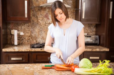 biraz havuç kesim kadın