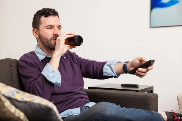 Man Watching tv  at home — Stock Photo, Image