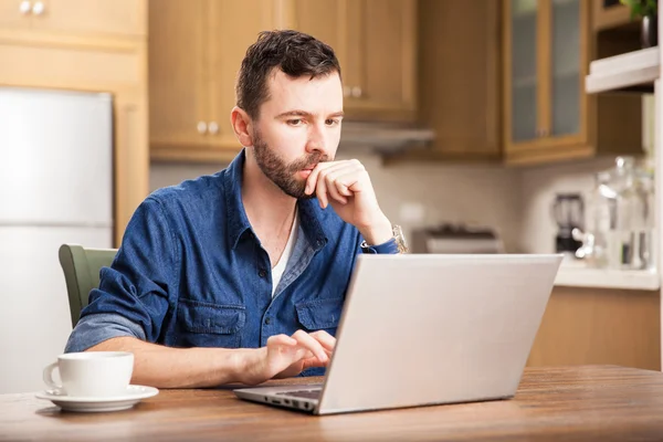 Serious guy working — Stock Photo, Image