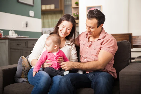 Parents spending time with girl — Stock Photo, Image