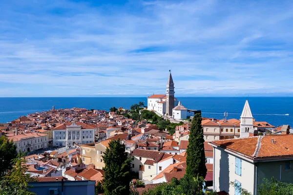 Piran Eslovênia Setembro 2019 Bela Vista Cidade Dia Ensolarado — Fotografia de Stock