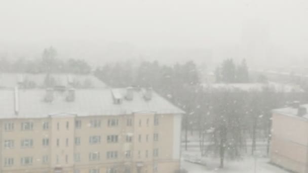 Nieostre Oknem Pada Śnieg Zła Pogoda — Wideo stockowe