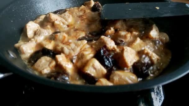 Meat Prunes Fried Skillet — Stock Video