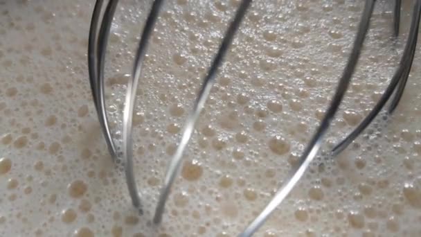 Close Dough Whipped Mixer Cooking — Stockvideo