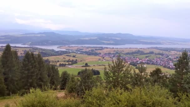 Krásný Malebný Výhled Hory Jezero Jejich Blízkosti — Stock video
