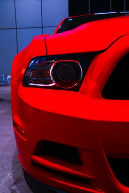 Wroclaw, Polonya, 19 Ağustos 2021 Güzel kırmızı Ford Mustang