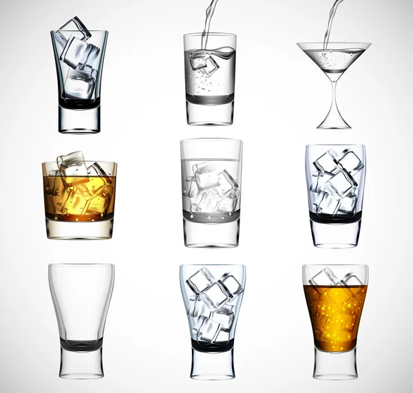 Gran conjunto de vidrio de beber vector con agua helada y alcohol — Vector de stock