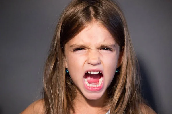 Portrait Angry Girl Screaming — Stock Photo, Image