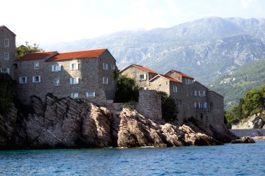 Sveti Stefan Karadağ mimarisi