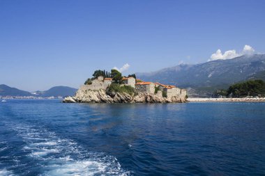 Sveti Stefan Karadağ mimarisi