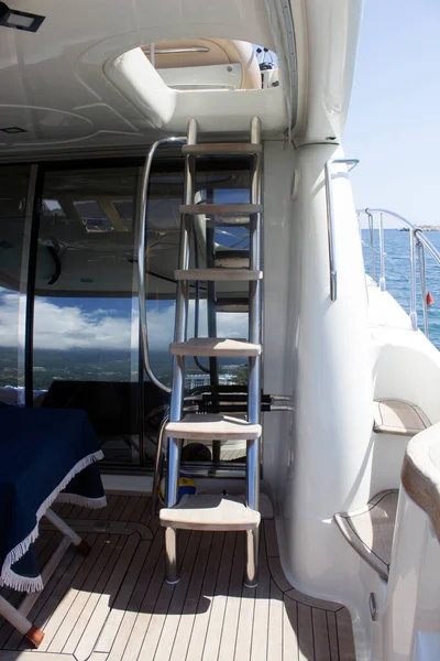 Yacht Escalier Transport Maritime Riche — Photo