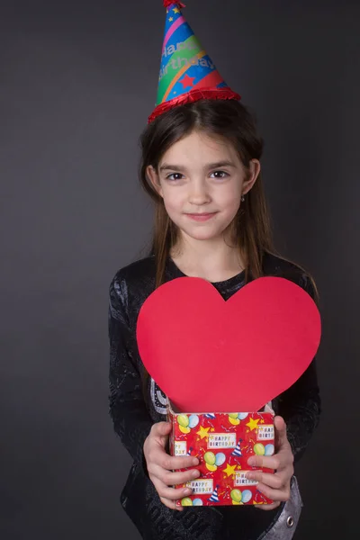 Menina Comemorando Seu Aniversário — Fotografia de Stock