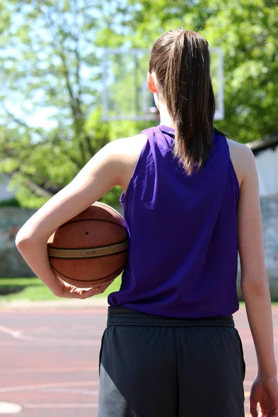 Portré Lány Kosárlabda Játékos — Stock Fotó