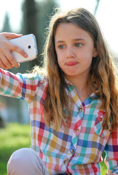 Louco Selfie Criança Diversão — Fotografia de Stock