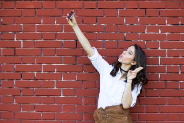 Selfie barış çılgın kız