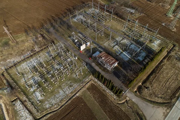 Elektrik santrali santrali santrali. Transformatörler ve elektrik santrali bağlantıları