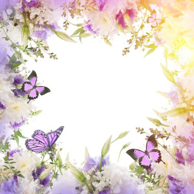 Çerçevede çiçekler ve kelebekler