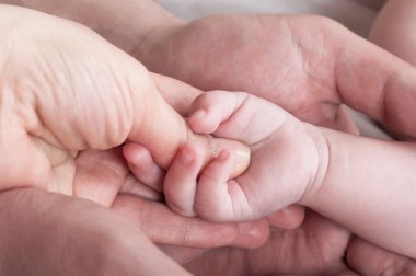 Bebek anne üzerinde işleme