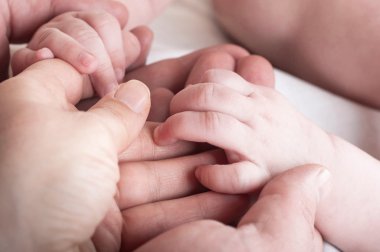 Bebek anne üzerinde işleme