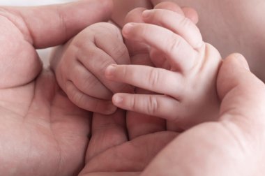 Bebek anne üzerinde işleme