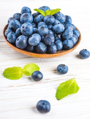 yabani çilek ve nane demet