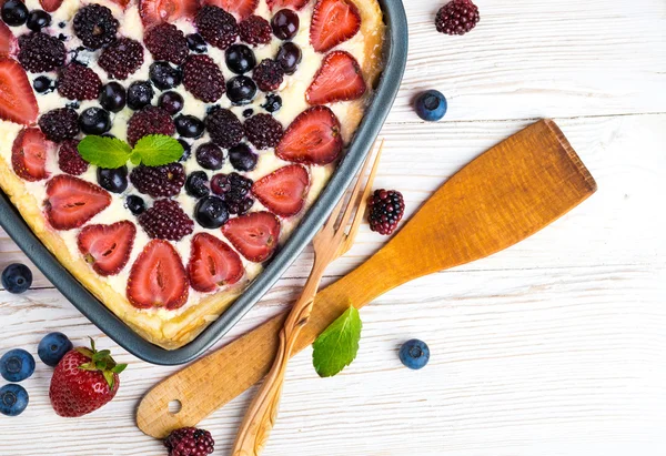 Fruit pudding with berries — Stock Photo, Image