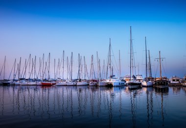 Atina'da bay yatlar