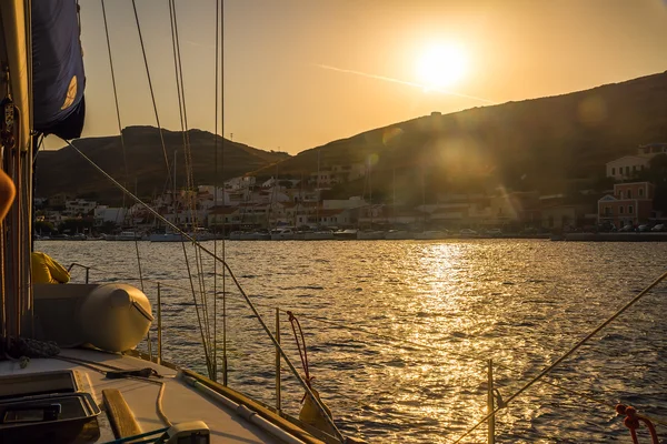 Yacht nella baia di Atene — Foto Stock