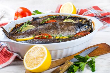 Komposto nehir alabalığı