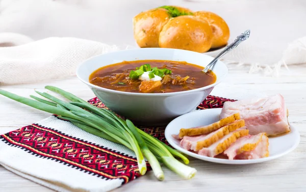 Borsch ucraniano com rosquinhas — Fotografia de Stock