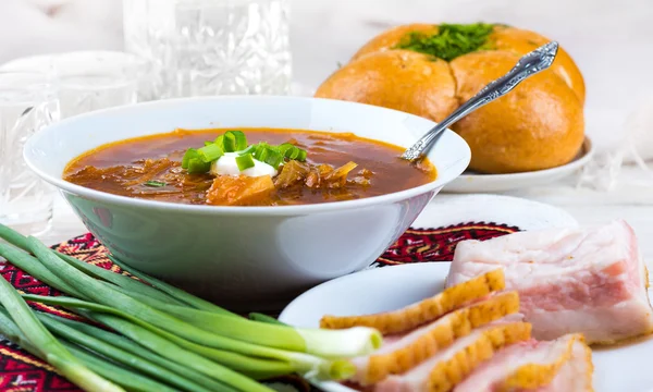 Borsch ucraniano com rosquinhas — Fotografia de Stock