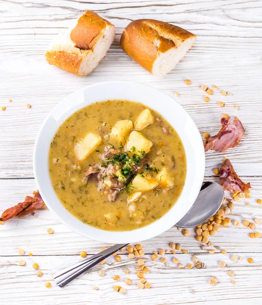 Pea soup with smoked chicken — Stock Photo, Image