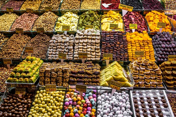 Especias, tés en el bazar — Foto de Stock