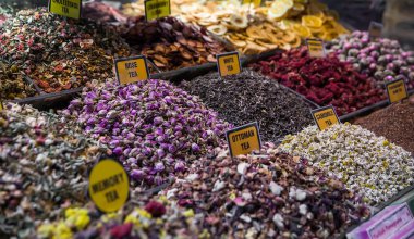 Baharat, çarşı, çaylar