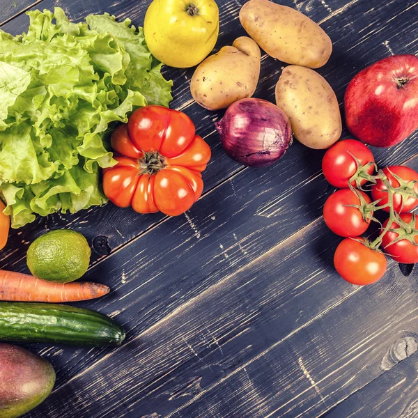 Rauwe biologische groenten — Stockfoto
